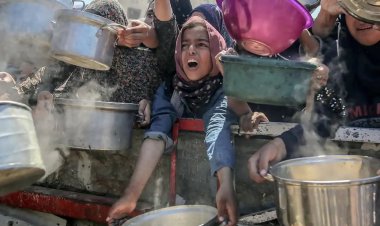 Filistinli gruplardan yardım mekanizması ve Gazze'deki açlık konusunda acil uyarı