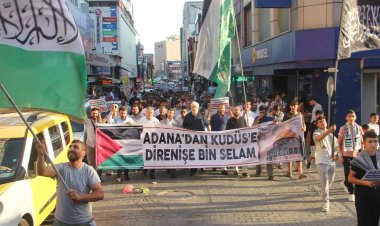 Gazze için meydanlara çıkan Adanalılar boykot çağrısını yineledi