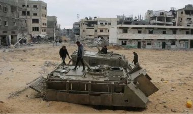 Yıkılmış araç kalıntıları… Direniş Şucaiyye’de işgal güçlerine neler yaptı?