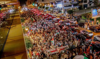 Tanca’da binlerce kişi Filistin için gece yürüyüşünde sokaklara çıktı