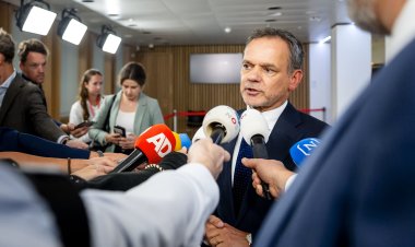 Hollanda'da İsrail'e yaptırımların engellenmesi hükümeti sarstı