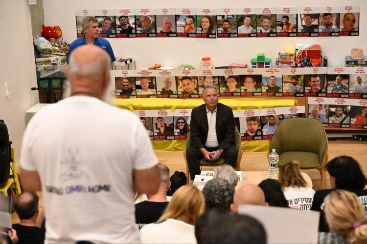 Witkoff’tan esir aileleriyle görüşmede Gazze müzakerelerine dair çelişkili açıklamalar