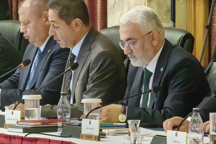 HÜDA PAR Genel Başkanı Yapıcıoğlu, 'Terörsüz Türkiye' komisyonunda süreci değerlendirdi