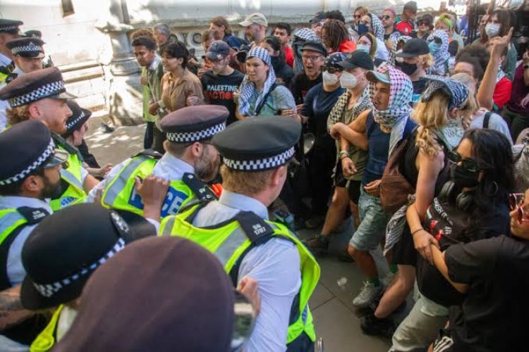 İngiltere, 'Filistin Aksiyonu'na destek veren 60 kişiyi yargılayacak