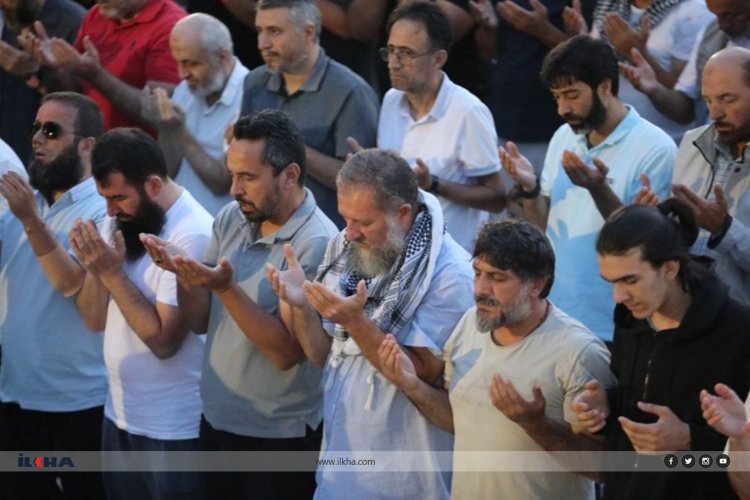İstanbul'da yüzlerce kişi Gazze için kunut duasında buluştu