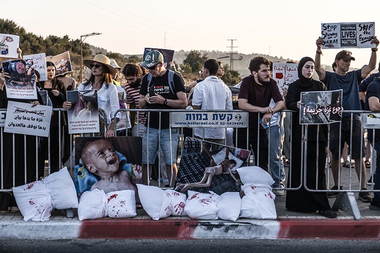 Katil İsrail'in Gazze'deki soykırımı Kudüs'te protesto edildi