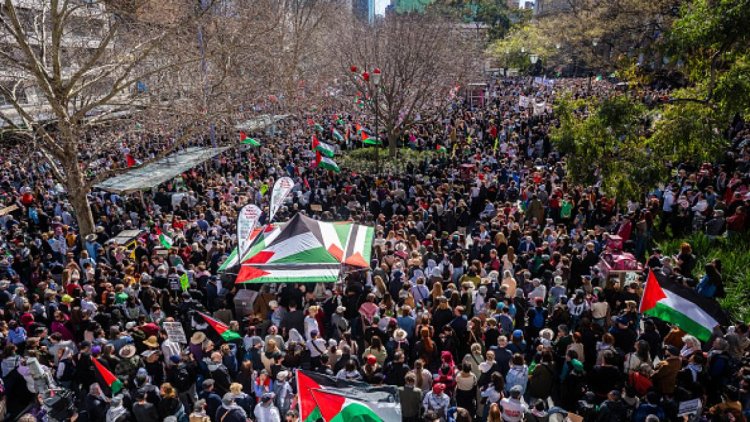 Avustralya sokakları doldu: 350 bin kişi Gazze için israil’e yaptırım istedi