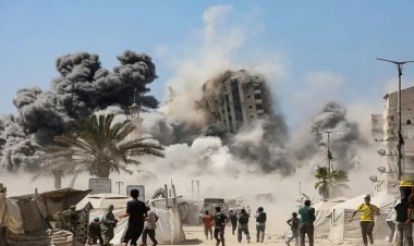 İşgalci İsrail Müşteha Kulesi’ni canlı yayında vurdu