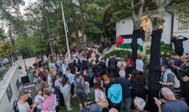 Gazze'de şehit olan çocuklar için Budapeşte'de anma töreni