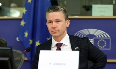 İsveç Savunma Bakanı Jonson, Avrupa'dan savaş zamanlarına hazırlıklı olmasını istedi