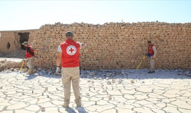 Uluslararası Kızılhaç Komitesi, Suriye'de patlamamış mühimmatları temizliyor