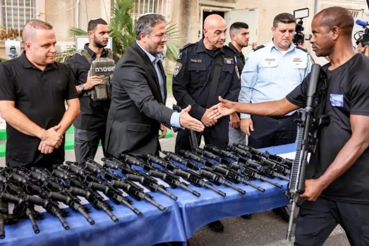 Siyonist Ben Gvir, 100 bin Yahudi yerleşimciye silah ruhsatı çıkardı