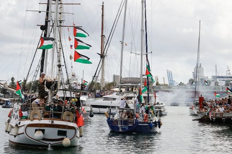 İtalya'dan 4 parlamenter Küresel Sumud Filosu'na katılacak