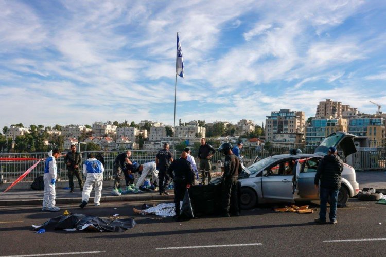 Kudüs’te silahlı saldırı: 5 İsrailli siyonist öldü, 15 kişi yaralandı