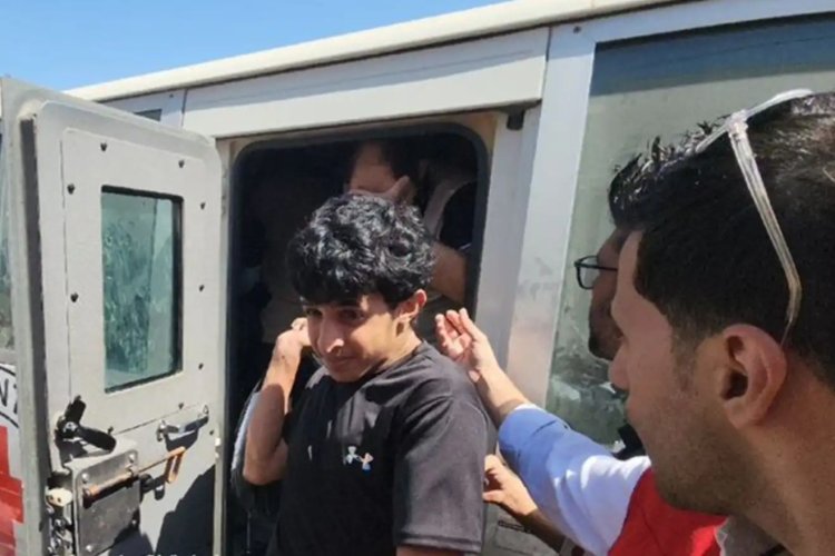 İşgalci İsrail, zor koşullarda tuttuğu 16 Gazzeli esiri serbest bıraktı