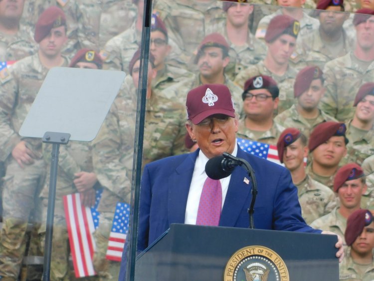 Trump'ın "Savaş Bakanlığı" hamlesi ABD'nin "3. Dünya Savaşı'na hazırlandığı" tartışmalarını alevlendirdi