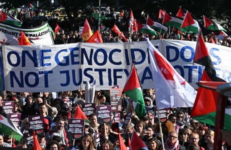 Almanya ve İsveç’te binler Gazze için sokakta: Katil Netanyahu ve soykırımcı İsrail hedefte