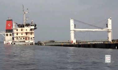 Ensarullah Hareketi Aden Körfezi’nde İsrail'e yük taşıyan gemiyi vurdu