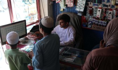 Afganistan'da 48 saatlik internet ve telekomünikasyon kesintisi yaşandı