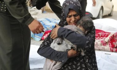 Gazzeli kadınlar, 2 yıldır İsrail saldırıları altında ölüm, göç ve düşük yapma korkusuyla yaşıyor