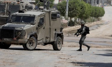 İşgalci İsrail ordusu, Suriye'nin Kuneytra kırsalına baskın düzenledi