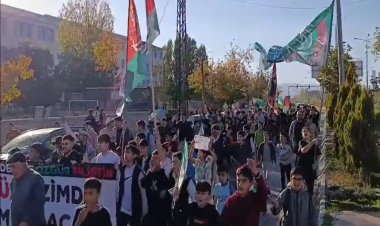 Ağrı'da Aksa Tufanı'na destek yürüyüşü düzenlendi