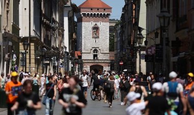 Anket: Polonyalıların dörtte biri, savaşta gönüllü olarak savunmaya katılacağını söyledi
