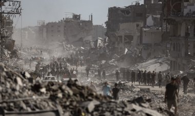 Gazze'de enkaz altında 10 bin Filistinlinin naaşı dururken dünya birkaç İsraillinin cesedine odaklanmış