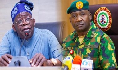 Nijerya Ordusu'nda üst düzey komutanlar görevden alındı: “Güvenlik ve isyan endişesi”