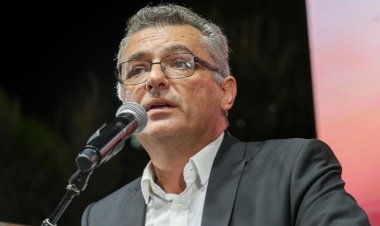 KKTC'nin 6. Cumhurbaşkanı seçilen Erhürman mazbatasını aldı