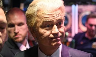 Hollanda'da aşırı sağın güç kaybettiği genel seçimin ardından zorlu koalisyon pazarlıkları bekliyor