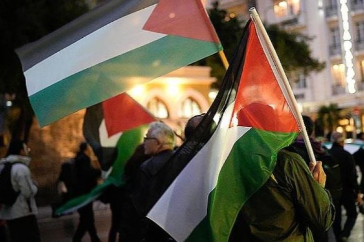 Yunanistan'da liman işçileri İsrail'in Sumud Filosu'na saldırısı nedeniyle greve gitti