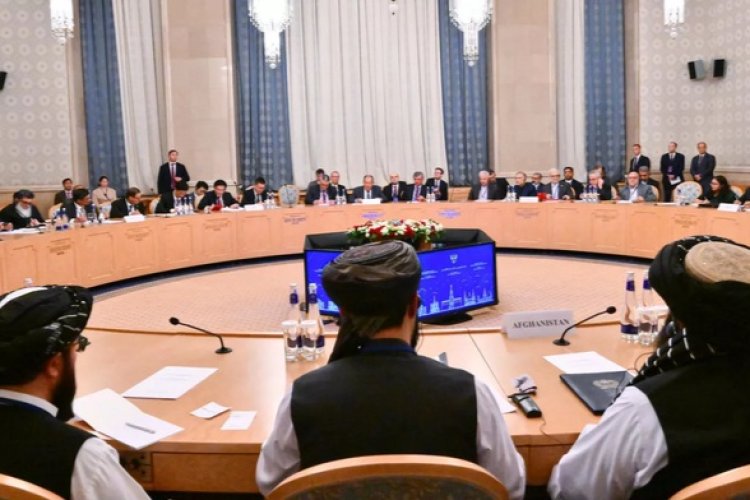 Afganistan İslam Emirliği heyetini Moskova'da ağırlayan Rusya'dan ABD'ye sert uyarı