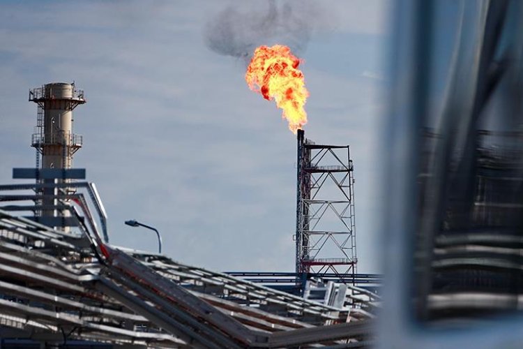 AB, 2028'de aşamalı olarak Rus gazını almayı durduracak
