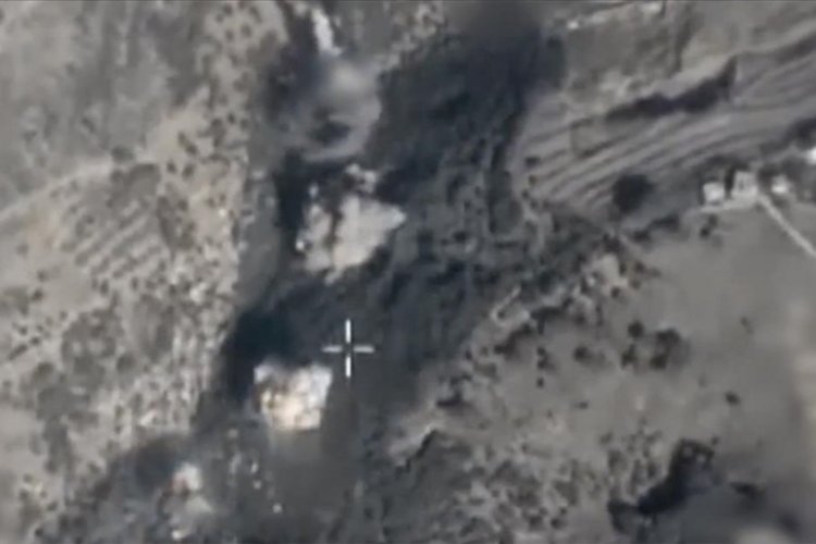 İşgalci İsrail, Lübnan'ın güneyine hava saldırıları düzenledi