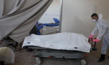 Gazze'de sağlık durumu felaket düzeyinde: Tıbbi çadırlar su altında kaldı