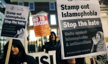Londra’da “İslamofobi” çıkmazı: Hükümet yeni tanım arayışında