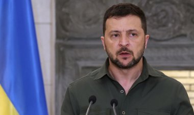 Zelenski: Ukrayna'yı savunacağız, Rusya ülkemize patron olamayacak