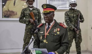 Gine Bissau'da General Horta N'Tam, cumhurbaşkanı olarak yemin etti