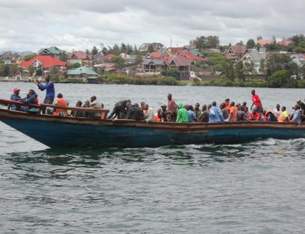 Kongo Demokratik Cumhuriyeti'nde teknenin alabora olması sonucu 64 kişi kayboldu