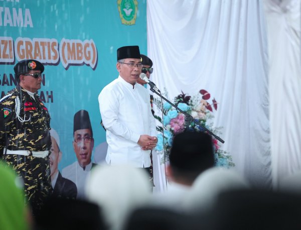 Endonezya’nın en büyük İslami örgütünde İsrail yanlısı davet krizi: Başkan istifaya çağrıldı