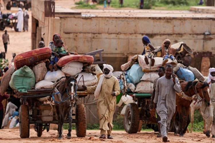Sudan'ın Faşir şehrinde 81 binden fazla kişi yerinden edildi
