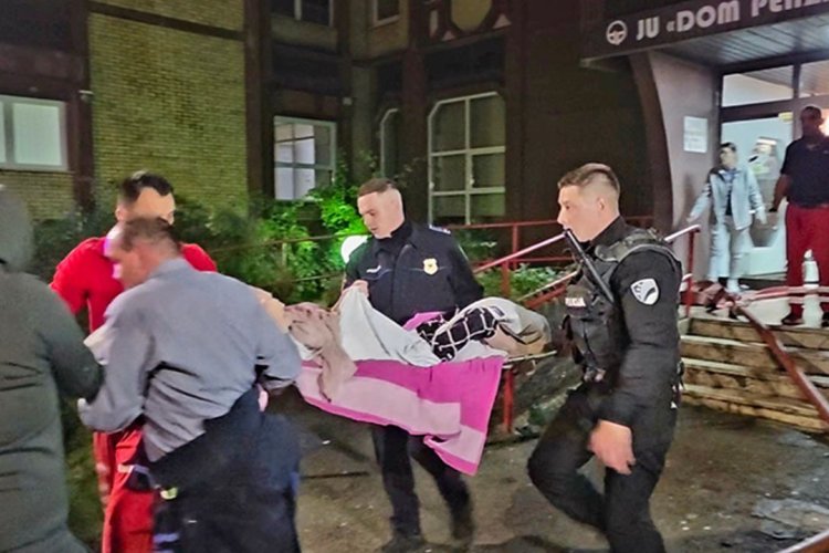 Bosna Hersek'teki huzurevi yangınında ölü sayısı 13'e yükseldi