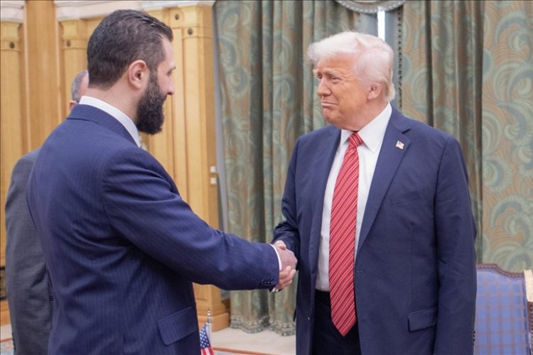 ABD Başkanı Trump ile Suriye Cumhurbaşkanı Şara bir araya geldi