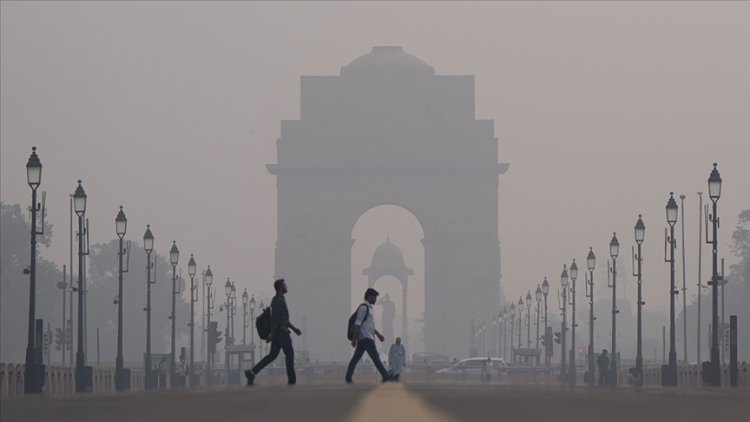 Hindistan, hava kirliliğiyle mücadele kapsamında önlemleri sıkılaştırıyor