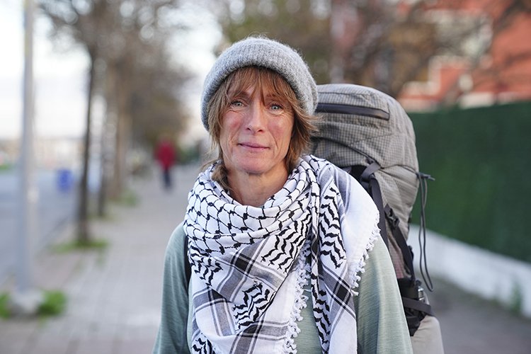 İngiliz aktivist, Filistinlilere yardım toplamak için 6,5 aydır yürüyor