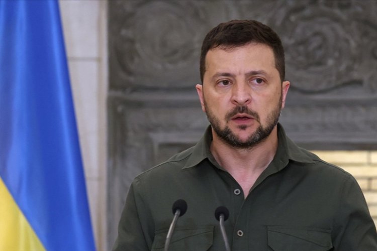 Zelenski: Ukrayna'yı savunacağız, Rusya ülkemize patron olamayacak