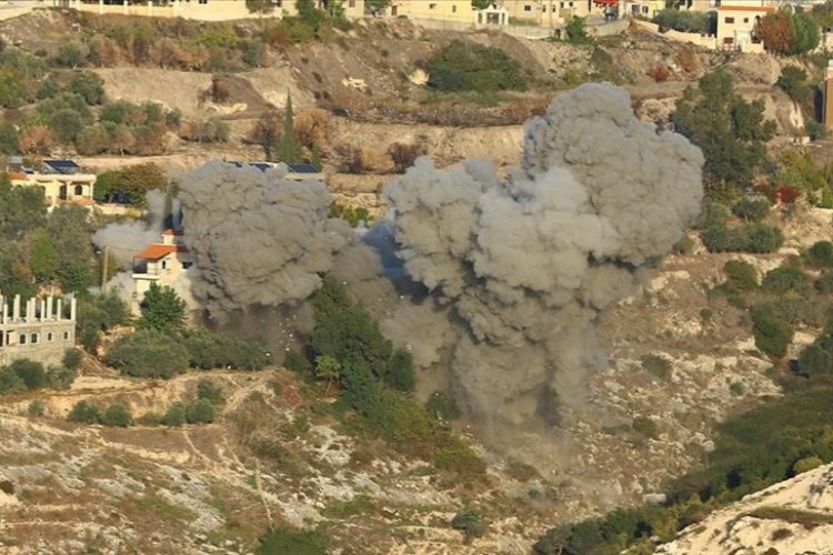 İşgalci İsrail, Lübnan'ın güneyine 'fosfor bombasıyla' saldırı düzenledi