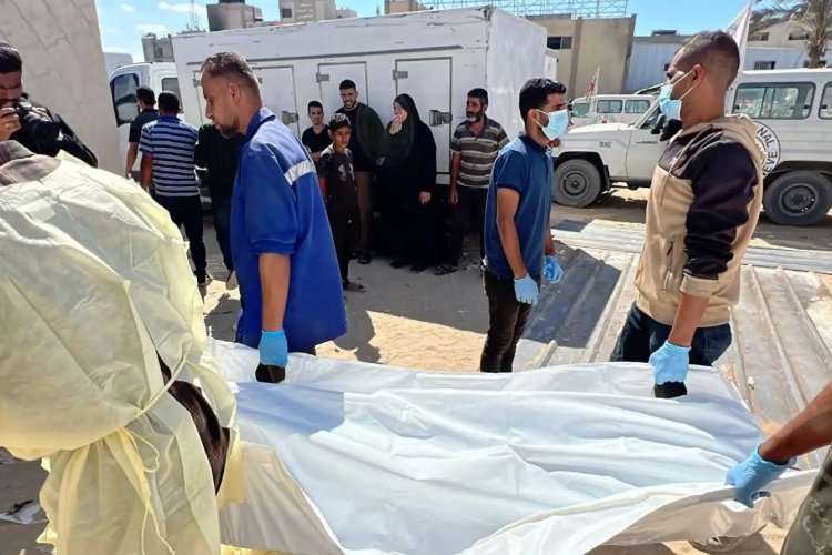 Kızılhaç aracılığıyla 15 Filistinli şehidin naaşı daha teslim edildi