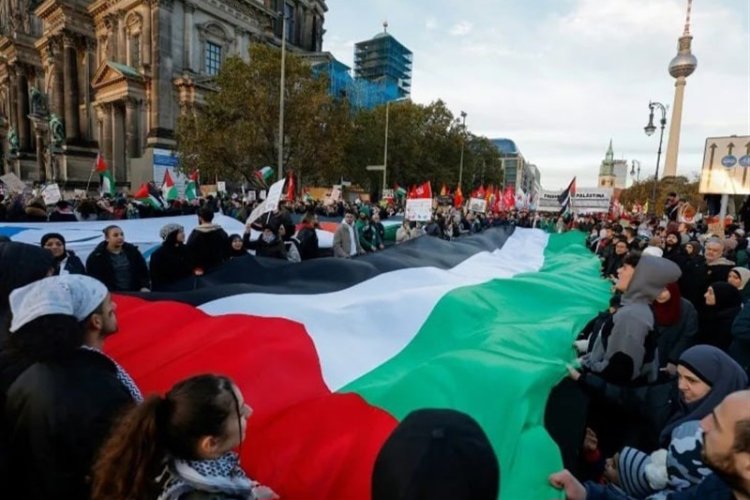 HAMAS, işgalci İsrail'i protesto ve Filistin’e destek gösterilerinin artırılmasını istedi